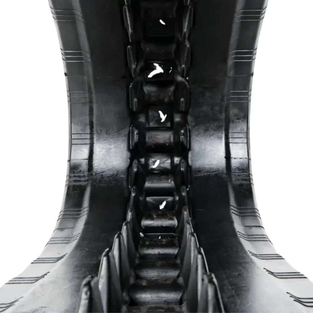 Heavy-duty black rubber track for BOBCAT T770 machinery durability and performance