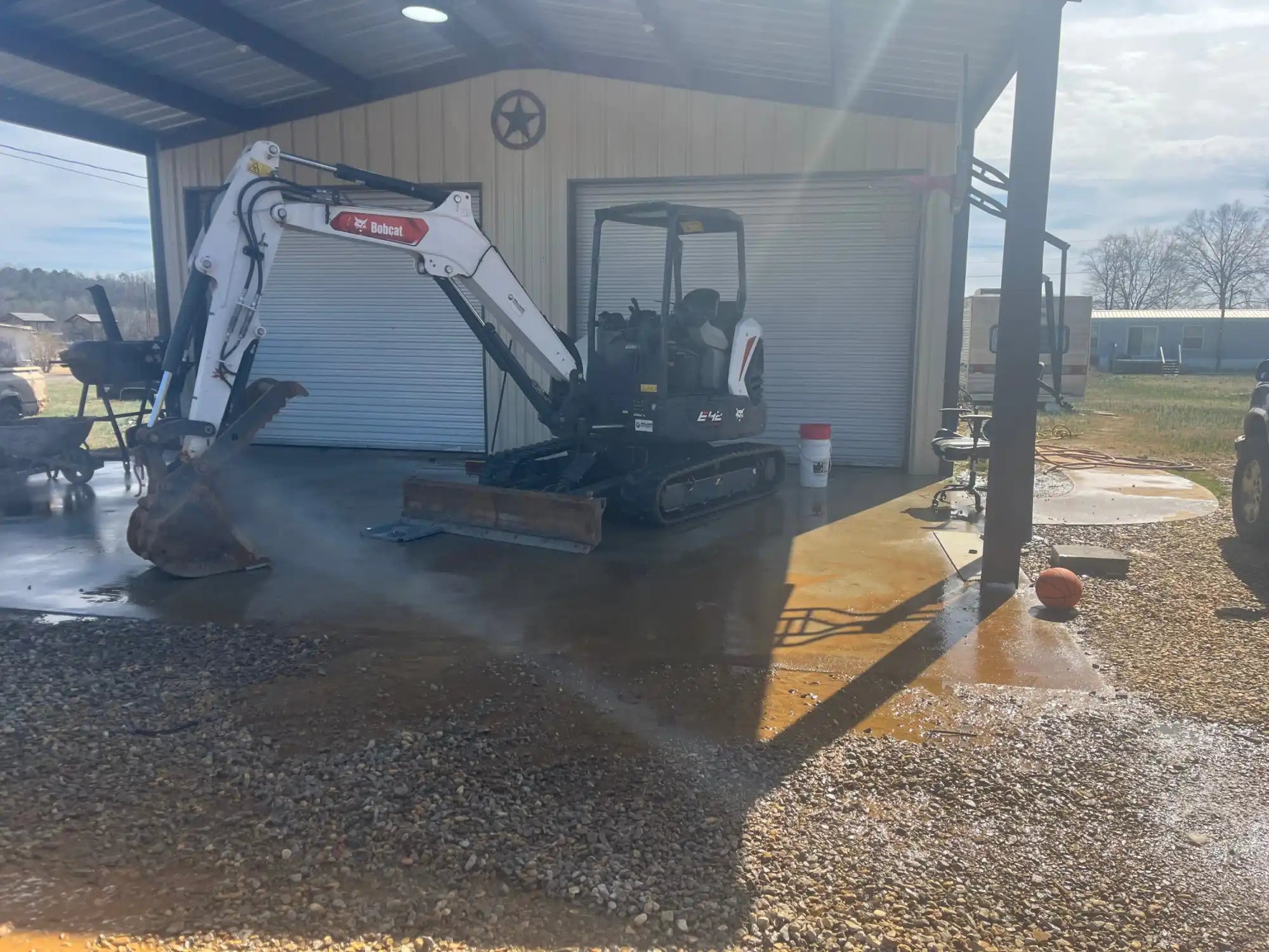 New tracks for Bobcat E42